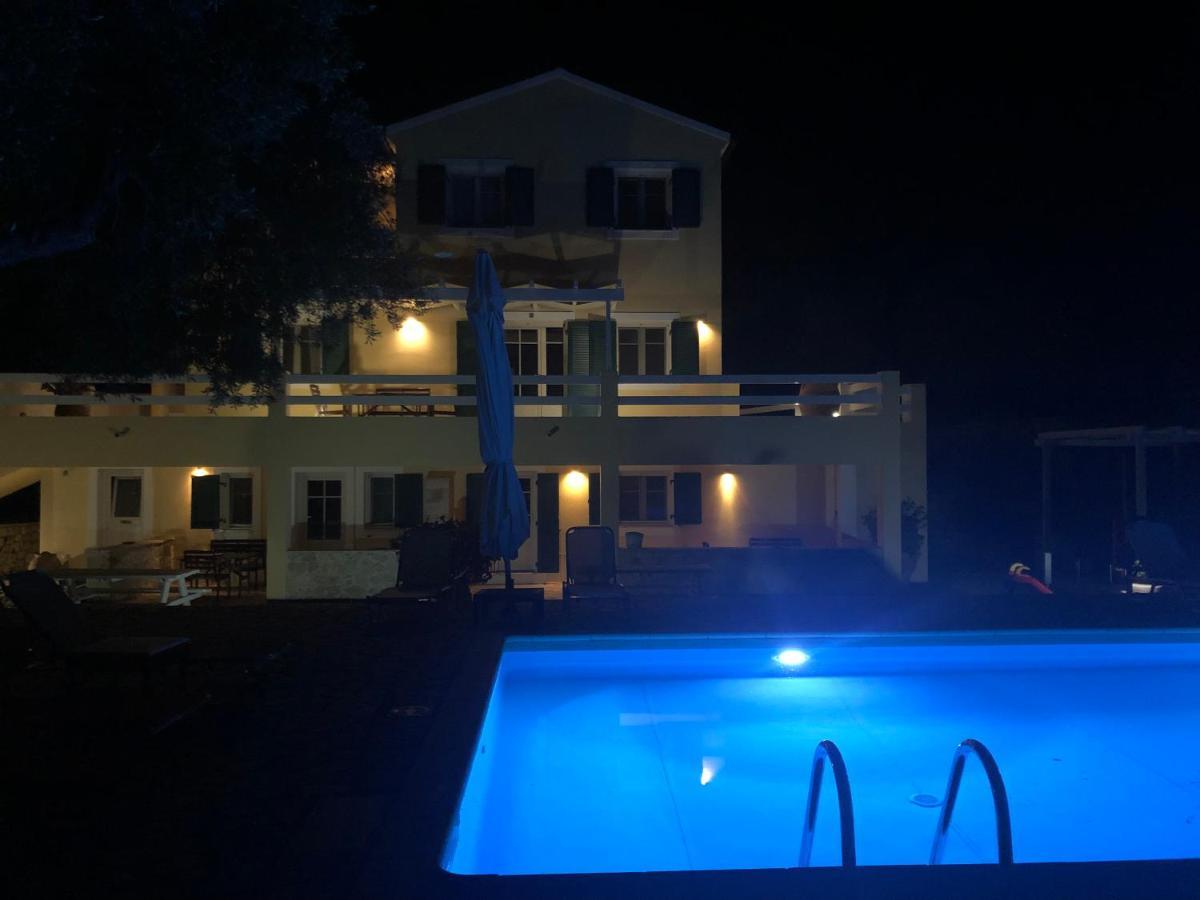 Villa Elaia Suites & Apartments No.4 Gaios Extérieur photo